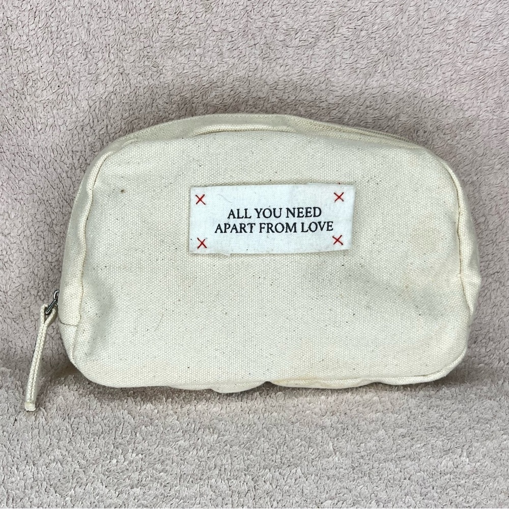 Davines Cotton Cosmetic Dopp Kit Makeup Bag-Ivory-All You Need Apart From Love - Picture 3 of 12